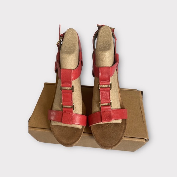 A2 -By Aerosoles Wedge Sandals 
Very Comfortable Sandals - Picture 4 of 6